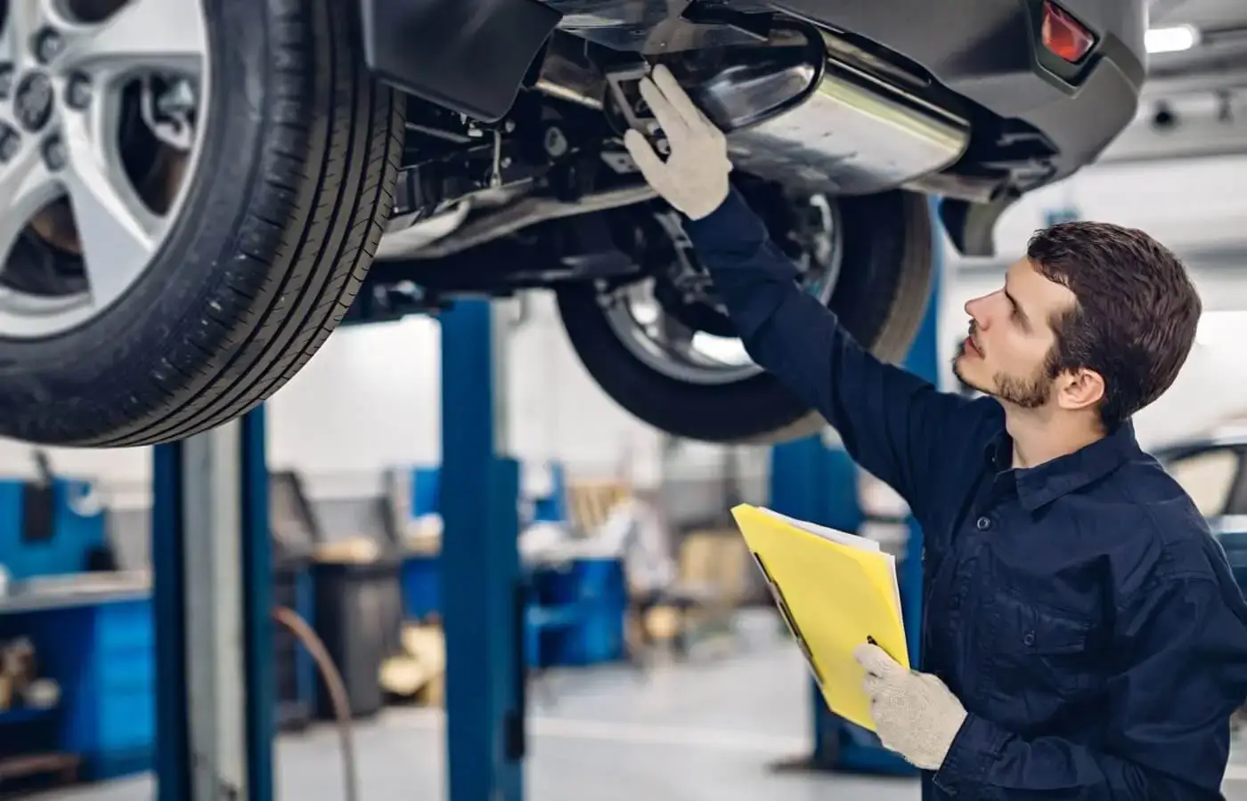 Periodic maintenance for luxury vehicles in Cairo by Bosch technicians